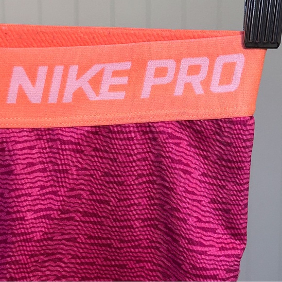 Nike pro pink and orange fitted shorts - Picture 4 of 5